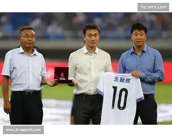 徐嘉余混合泳接力转型探索为梯队建设提供新战术模板 徐嘉余混合泳接力转型探索为梯队建设提供新战术模板